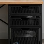 How to Choose a Masculine Desk: The Anchor of Your Office